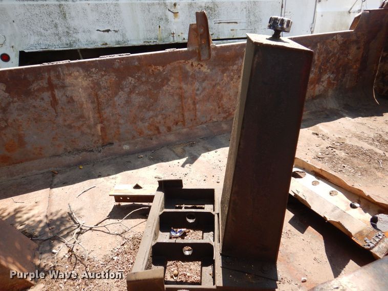 image for item KR9137 Davis  dump bed