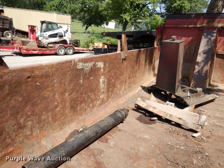 image for item KR9137 Davis  dump bed