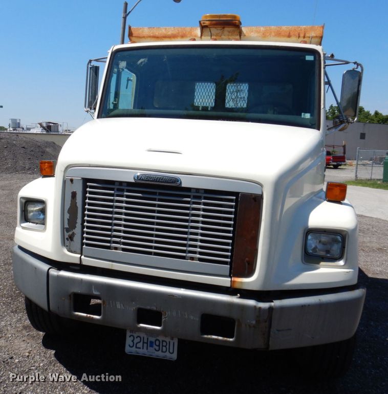 image for item KR9165 1999 Freightliner FL80  dump truck