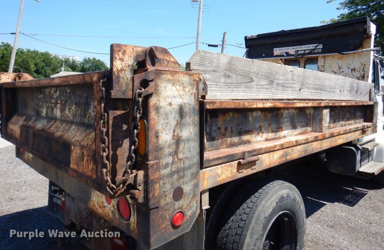 image for item KR9165 1999 Freightliner FL80  dump truck