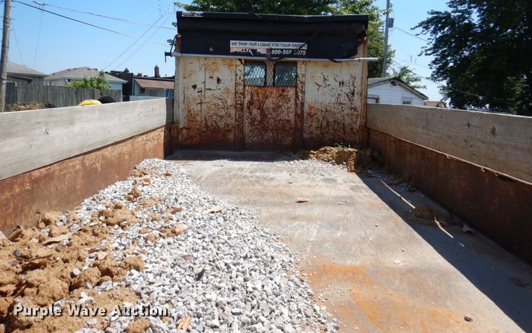 image for item KR9165 1999 Freightliner FL80  dump truck