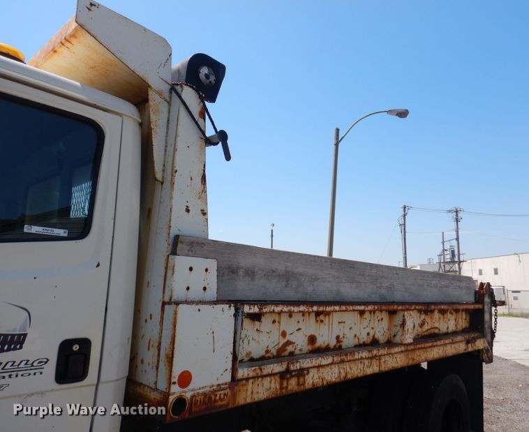 image for item KR9165 1999 Freightliner FL80  dump truck