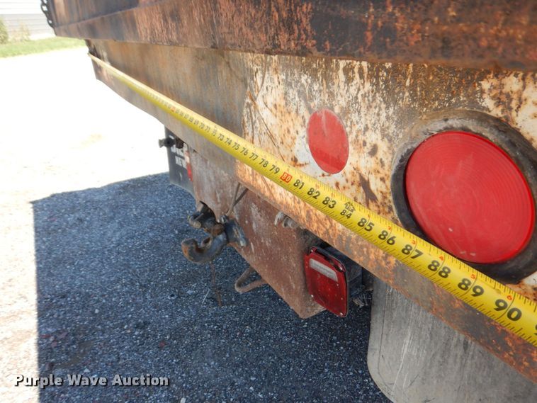 image for item KR9165 1999 Freightliner FL80  dump truck