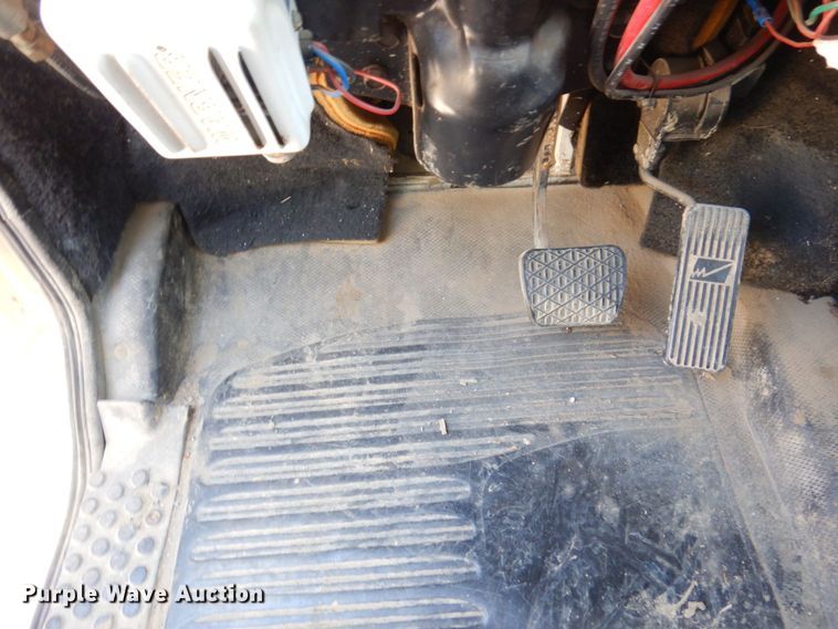 image for item KR9165 1999 Freightliner FL80  dump truck