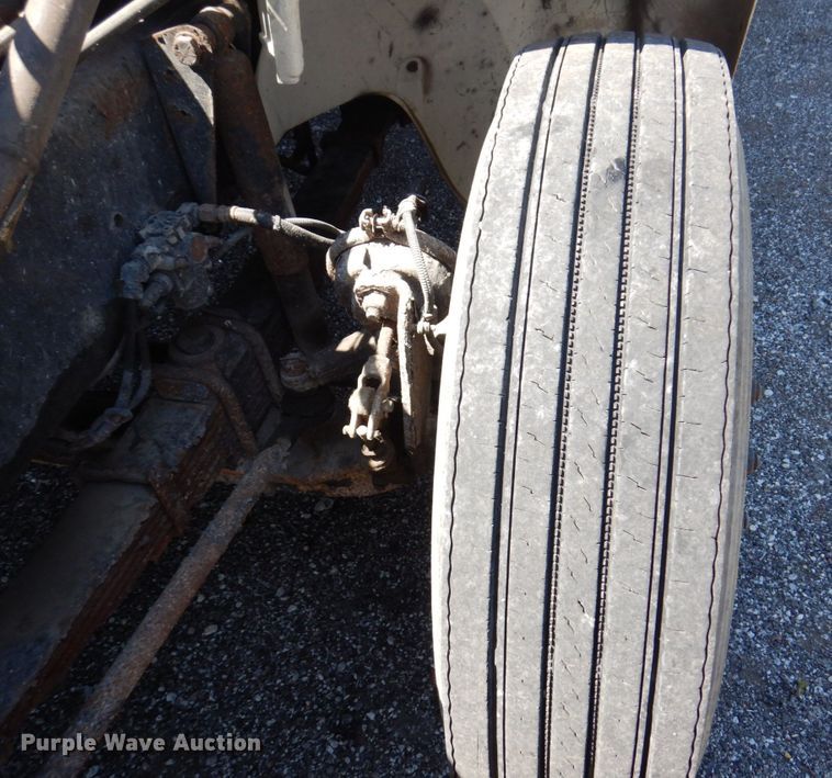 image for item KR9165 1999 Freightliner FL80  dump truck