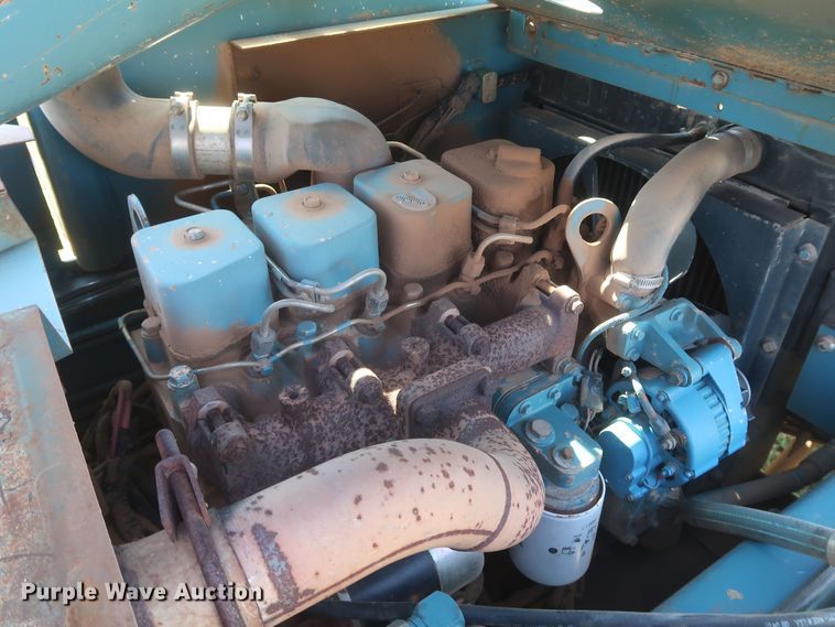 image for item KR9889 1999 Gradall 534D6-42  telehandler