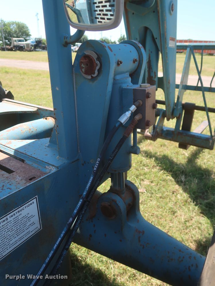 image for item KR9889 1999 Gradall 534D6-42  telehandler