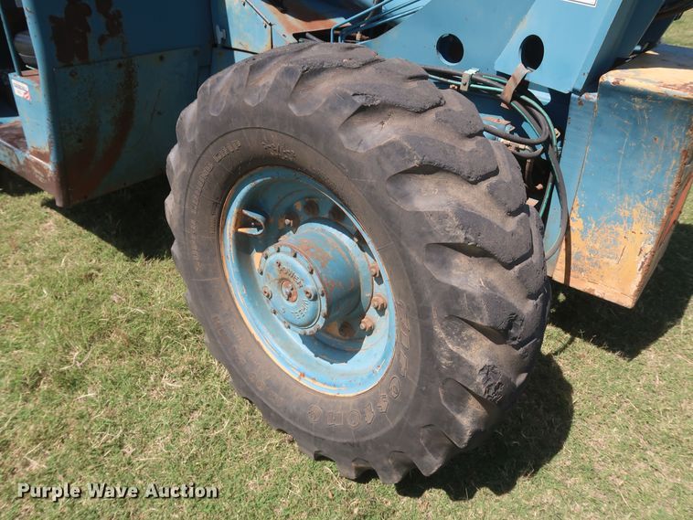 image for item KR9889 1999 Gradall 534D6-42  telehandler