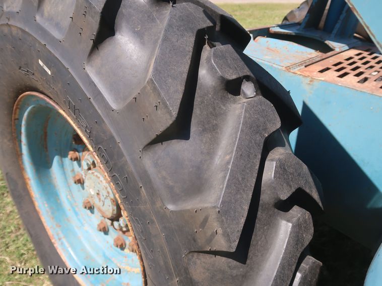 image for item KR9889 1999 Gradall 534D6-42  telehandler