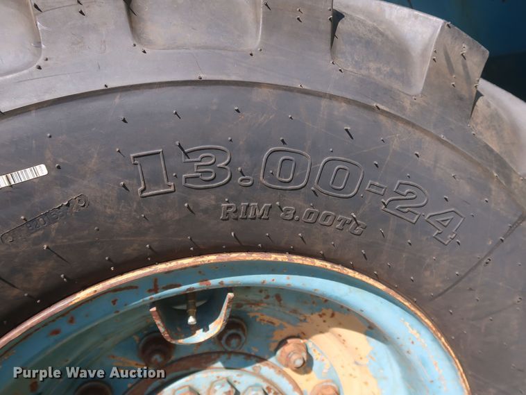 image for item KR9889 1999 Gradall 534D6-42  telehandler