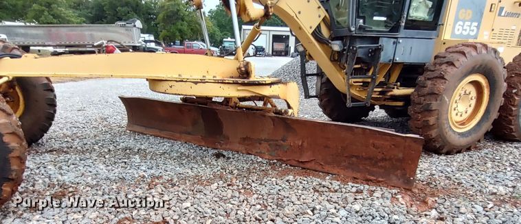 image for item LK9000 2006 Komatsu GD655-3C  motor grader