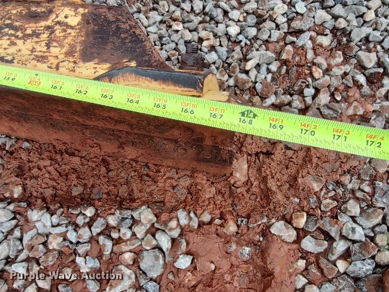 image for item LK9000 2006 Komatsu GD655-3C  motor grader