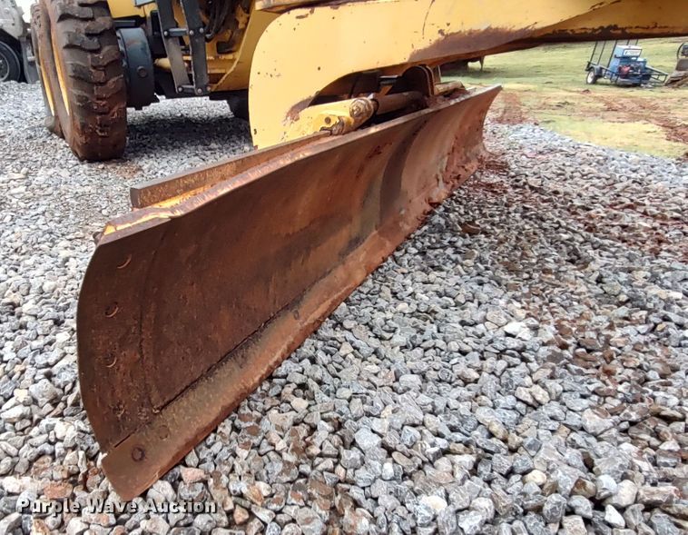 image for item LK9000 2006 Komatsu GD655-3C  motor grader