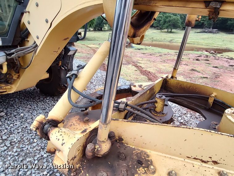 image for item LK9000 2006 Komatsu GD655-3C  motor grader