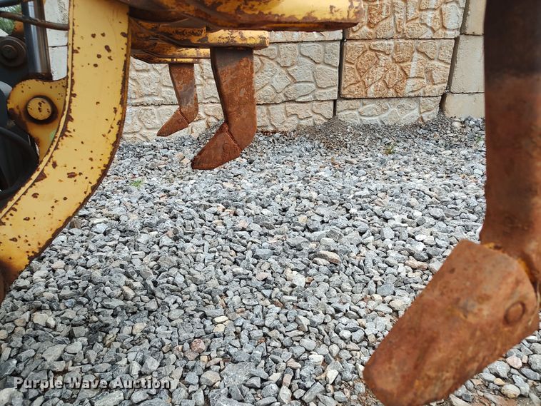 image for item LK9000 2006 Komatsu GD655-3C  motor grader