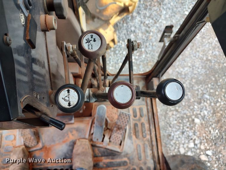 image for item LK9000 2006 Komatsu GD655-3C  motor grader