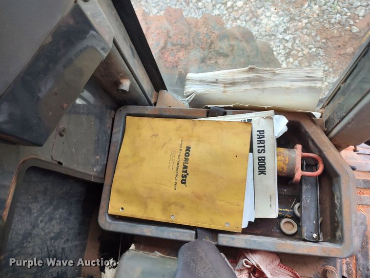 image for item LK9000 2006 Komatsu GD655-3C  motor grader