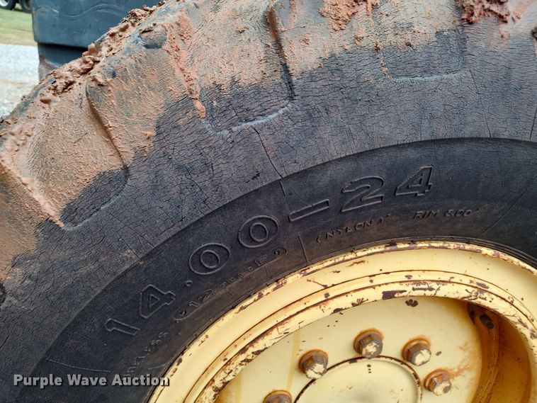 image for item LK9000 2006 Komatsu GD655-3C  motor grader