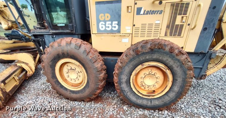 image for item LK9000 2006 Komatsu GD655-3C  motor grader