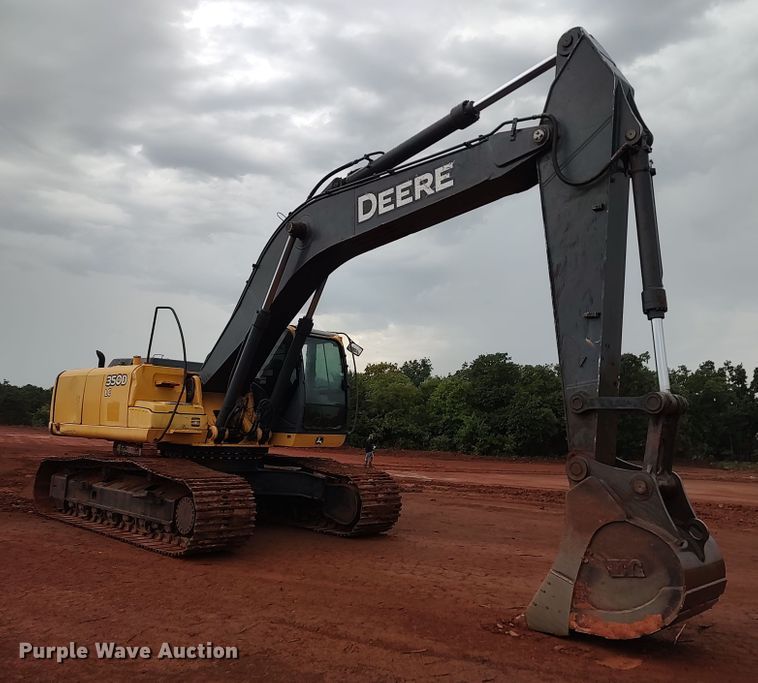image for item LK9001 2007 John Deere 350D  excavator