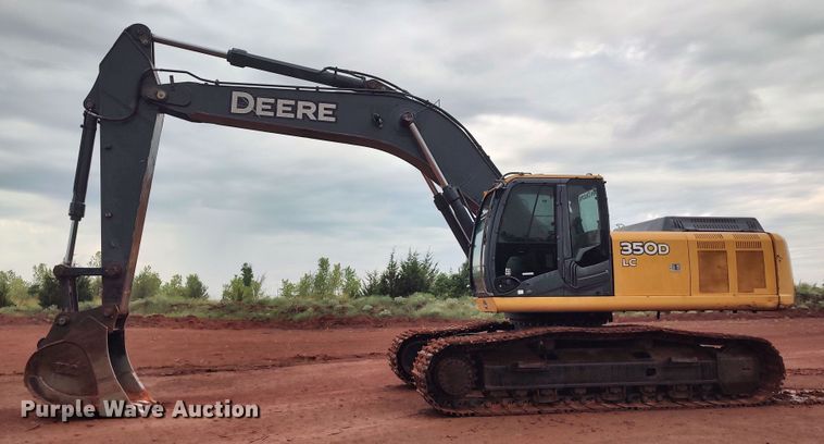image for item LK9001 2007 John Deere 350D  excavator