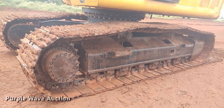 image for item LK9001 2007 John Deere 350D  excavator