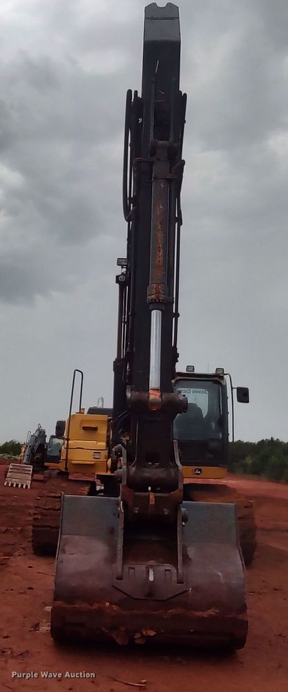 image for item LK9002 2013 John Deere 350G  excavator