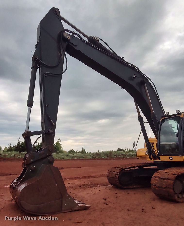 image for item LK9002 2013 John Deere 350G  excavator