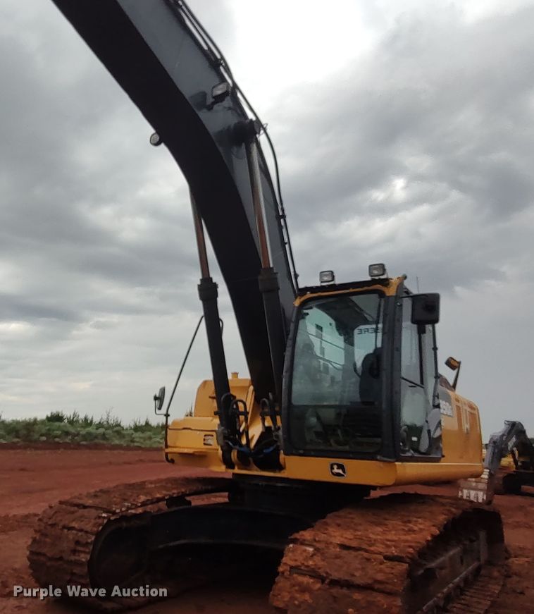 image for item LK9002 2013 John Deere 350G  excavator