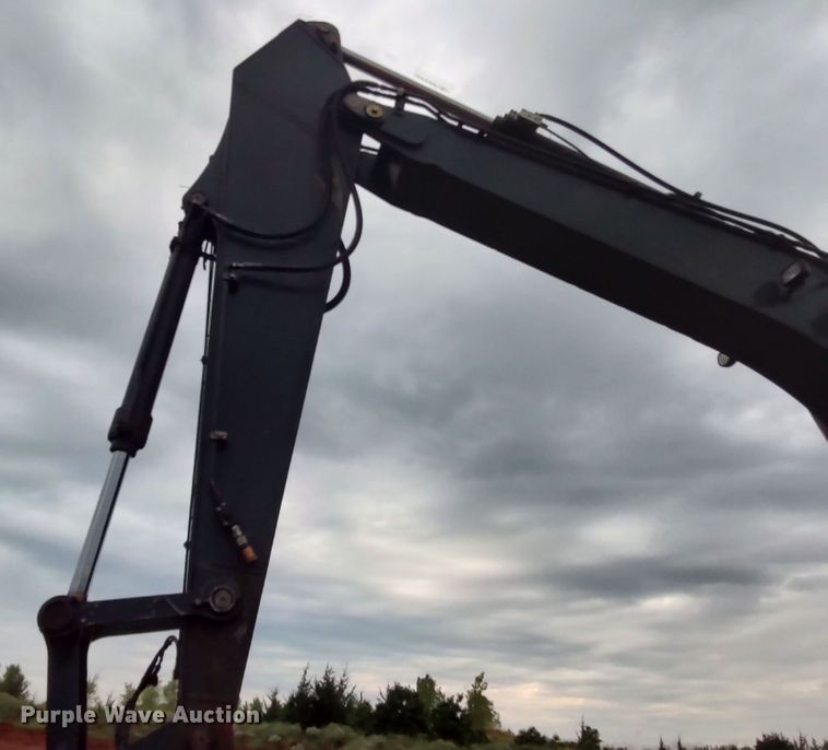 image for item LK9002 2013 John Deere 350G  excavator