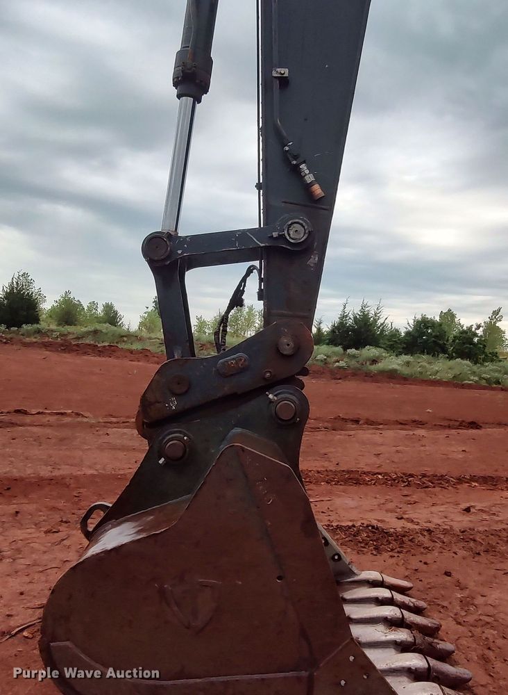 image for item LK9002 2013 John Deere 350G  excavator