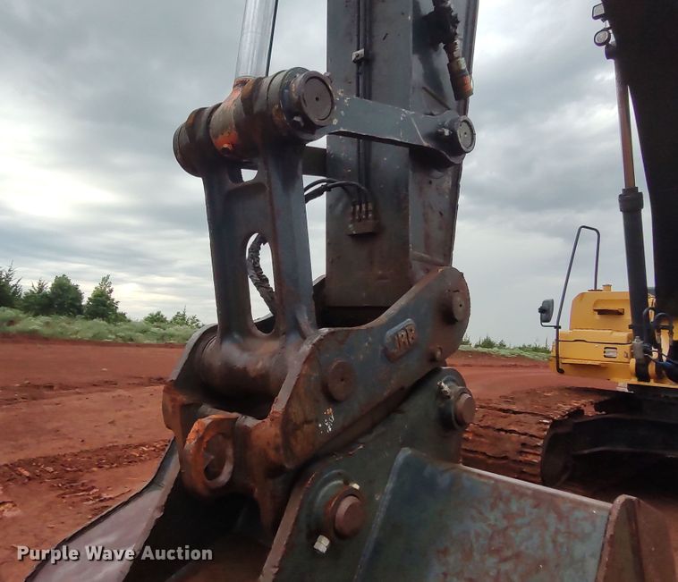 image for item LK9002 2013 John Deere 350G  excavator