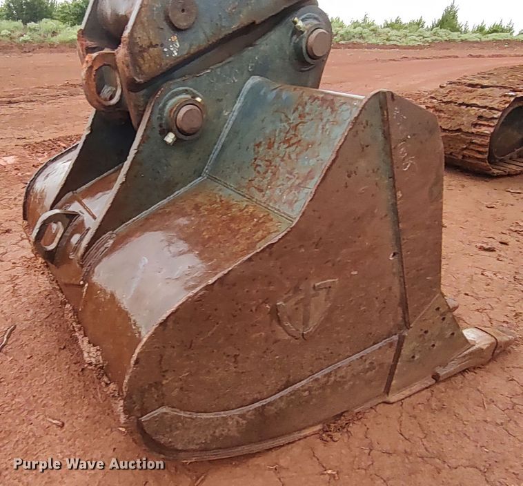 image for item LK9002 2013 John Deere 350G  excavator