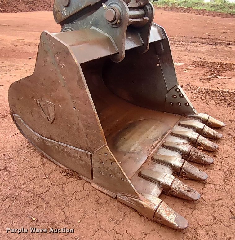 image for item LK9002 2013 John Deere 350G  excavator