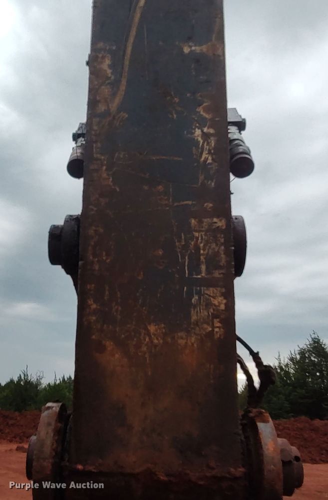 image for item LK9002 2013 John Deere 350G  excavator