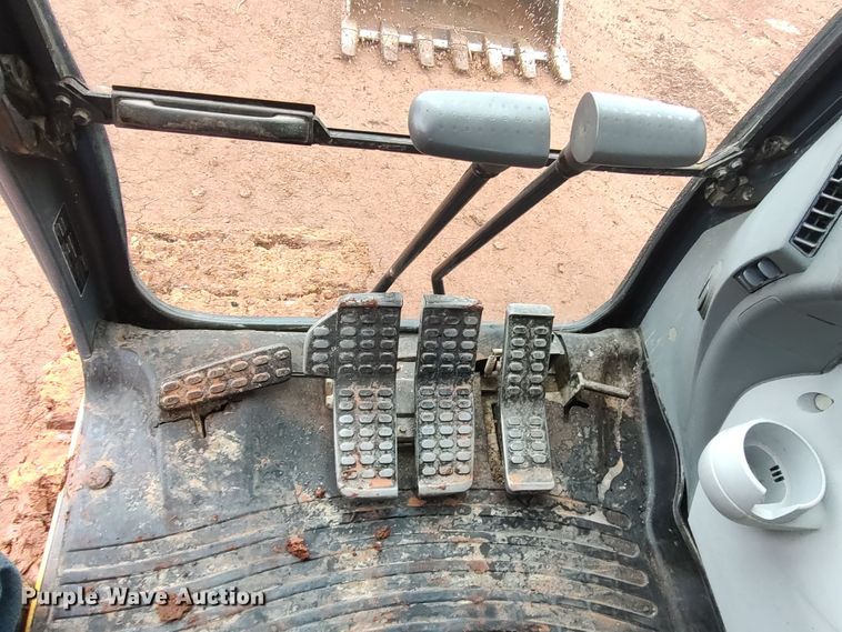 image for item LK9002 2013 John Deere 350G  excavator