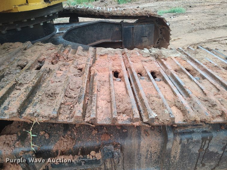 image for item LK9003 2006 John Deere 350DLC  excavator