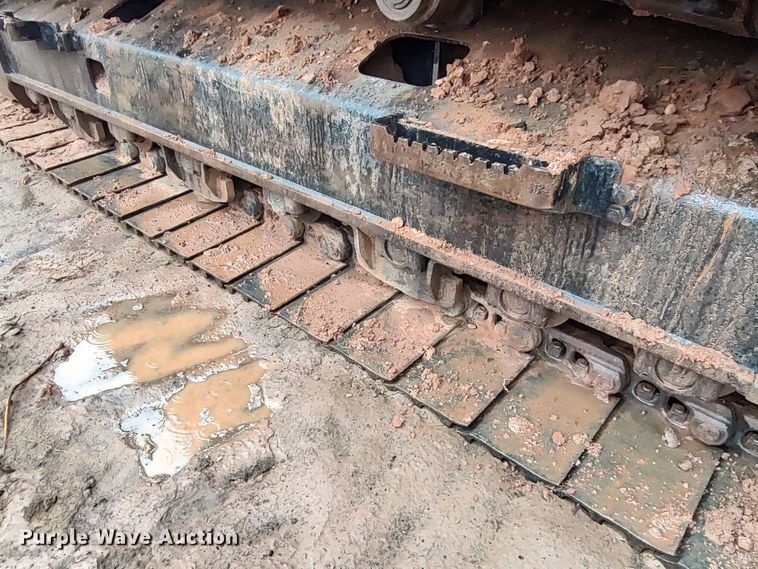 image for item LK9003 2006 John Deere 350DLC  excavator