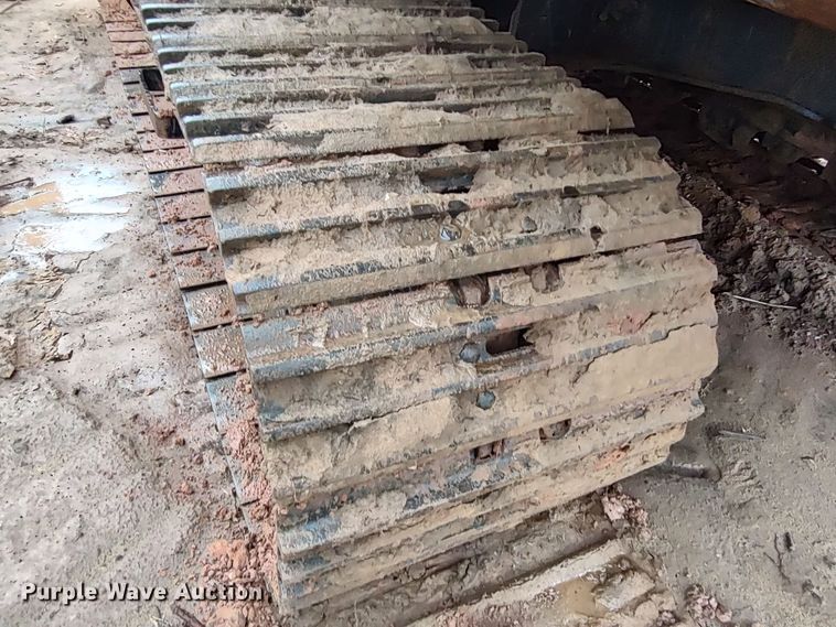 image for item LK9003 2006 John Deere 350DLC  excavator