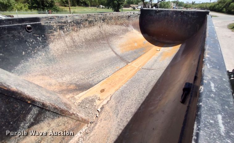 image for item LK9024 2007 Mack CXN612  dump truck