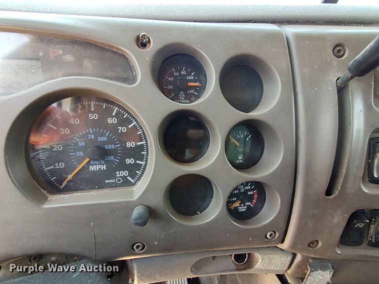 image for item LK9024 2007 Mack CXN612  dump truck