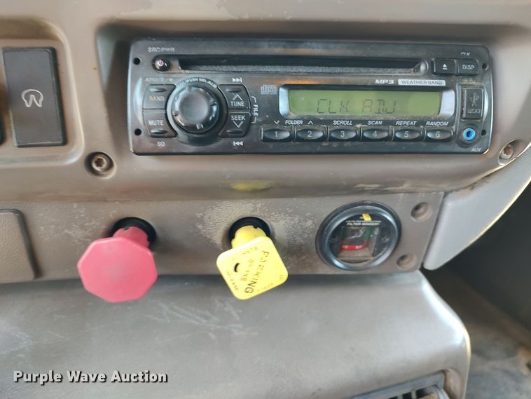 image for item LK9024 2007 Mack CXN612  dump truck