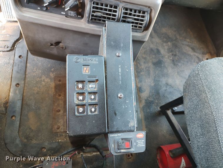 image for item LK9024 2007 Mack CXN612  dump truck