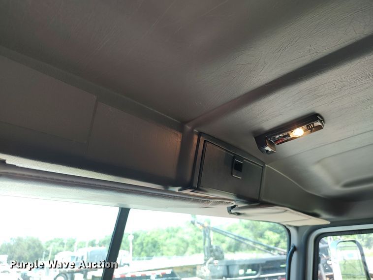 image for item LK9024 2007 Mack CXN612  dump truck