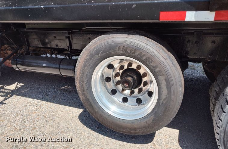 image for item LK9024 2007 Mack CXN612  dump truck