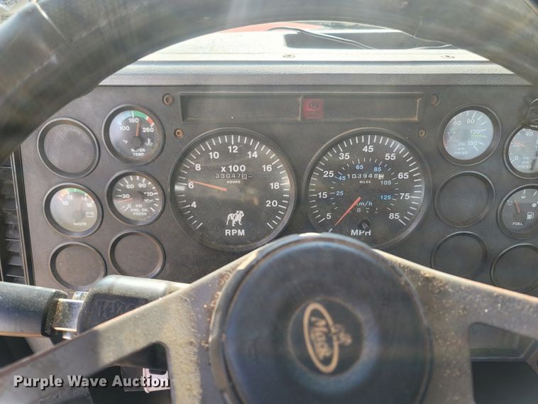 image for item LM9545 1998 Mack CH600  semi truck