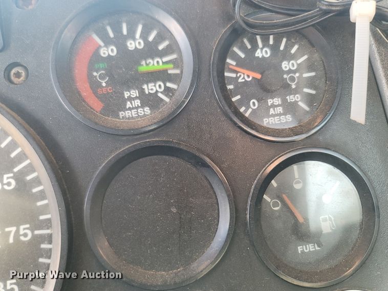 image for item LM9545 1998 Mack CH600  semi truck