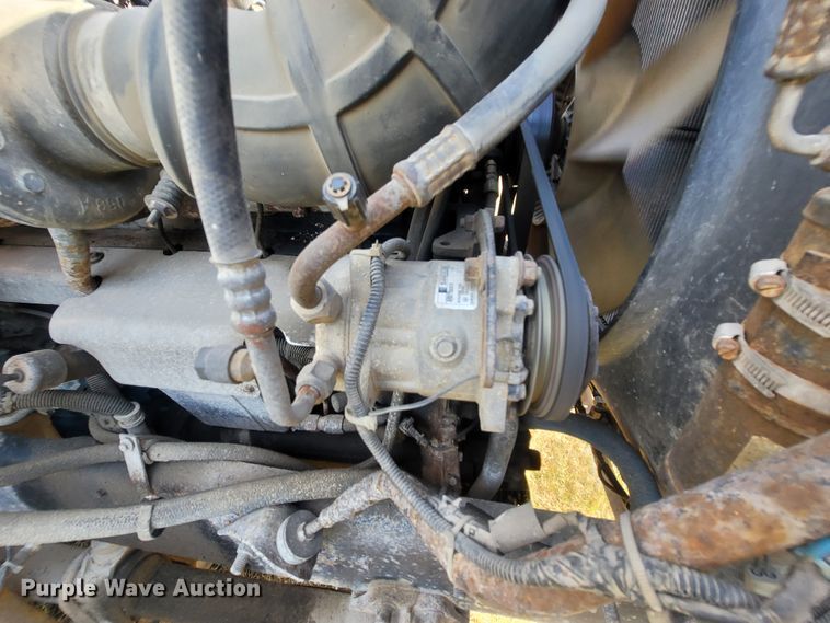 image for item LM9545 1998 Mack CH600  semi truck