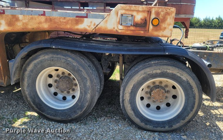 image for item LM9545 1998 Mack CH600  semi truck