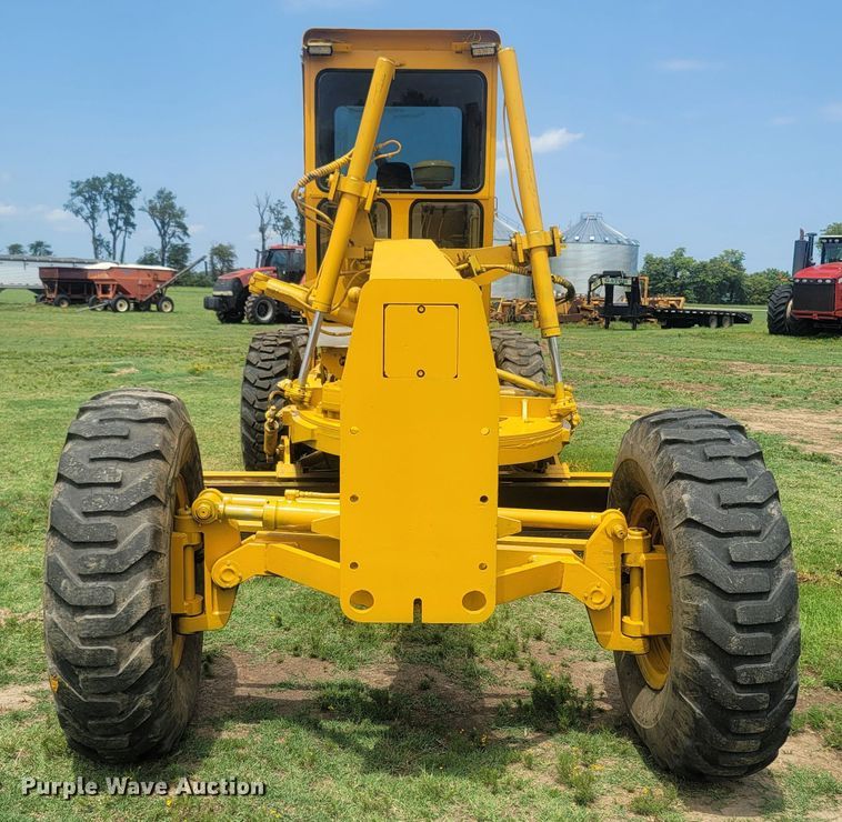 image for item LM9576 1987 Dresser A500E  motor grader